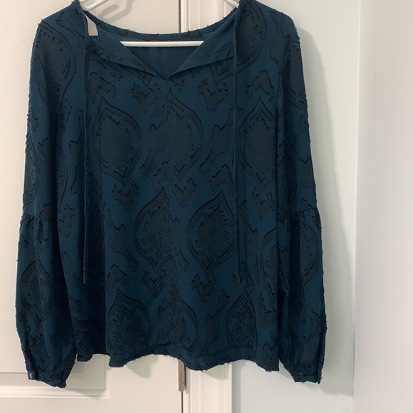 Teal and Black LOFT Top SP Made in Indonesia - Picture 3 of 6